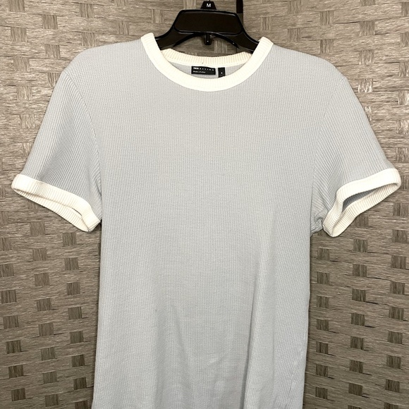 ASOS Design size M Light Blue Textured Short Sleeve Shirt - Picture 1 of 4